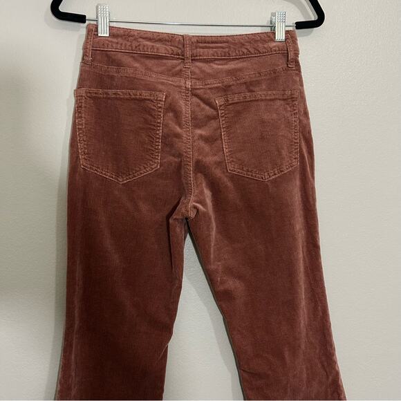 Pilcro Yaya Mid-Rise Crop Flare Corduroy Jeans Size 27 - Picture 9 of 13